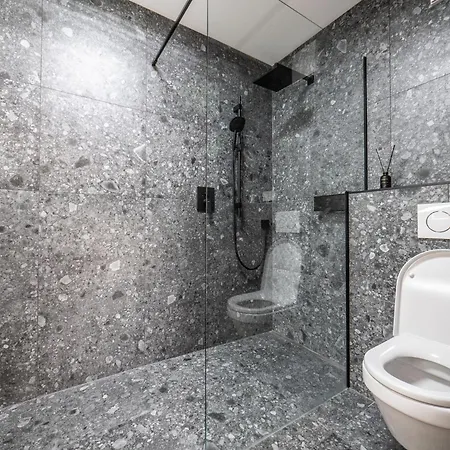 In Near Lift * Мидерс