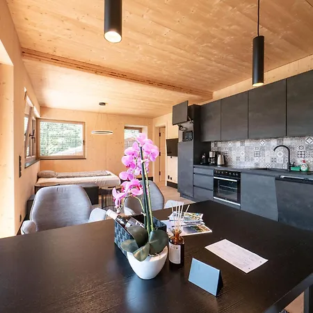 In Near Lift Апартаменты Мидерс