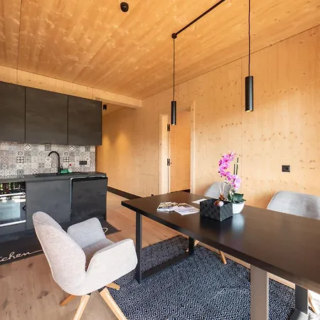 In Near Lift * Mieders